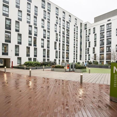 Sterling Court In Wembley Londýn Exteriér fotografie