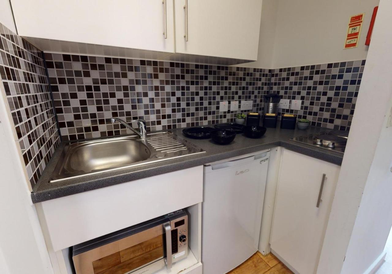 Apartmán Sterling Court In Wembley Londýn Exteriér fotografie